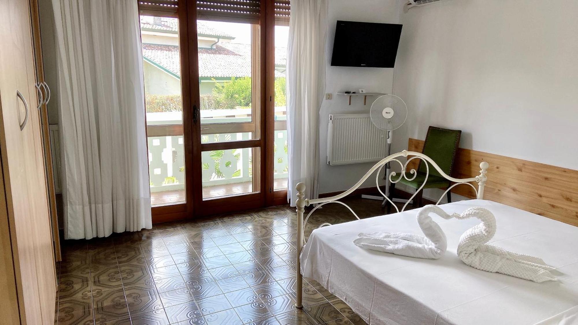 Palma Verde Castello di Brussa Ngoại thất bức ảnh